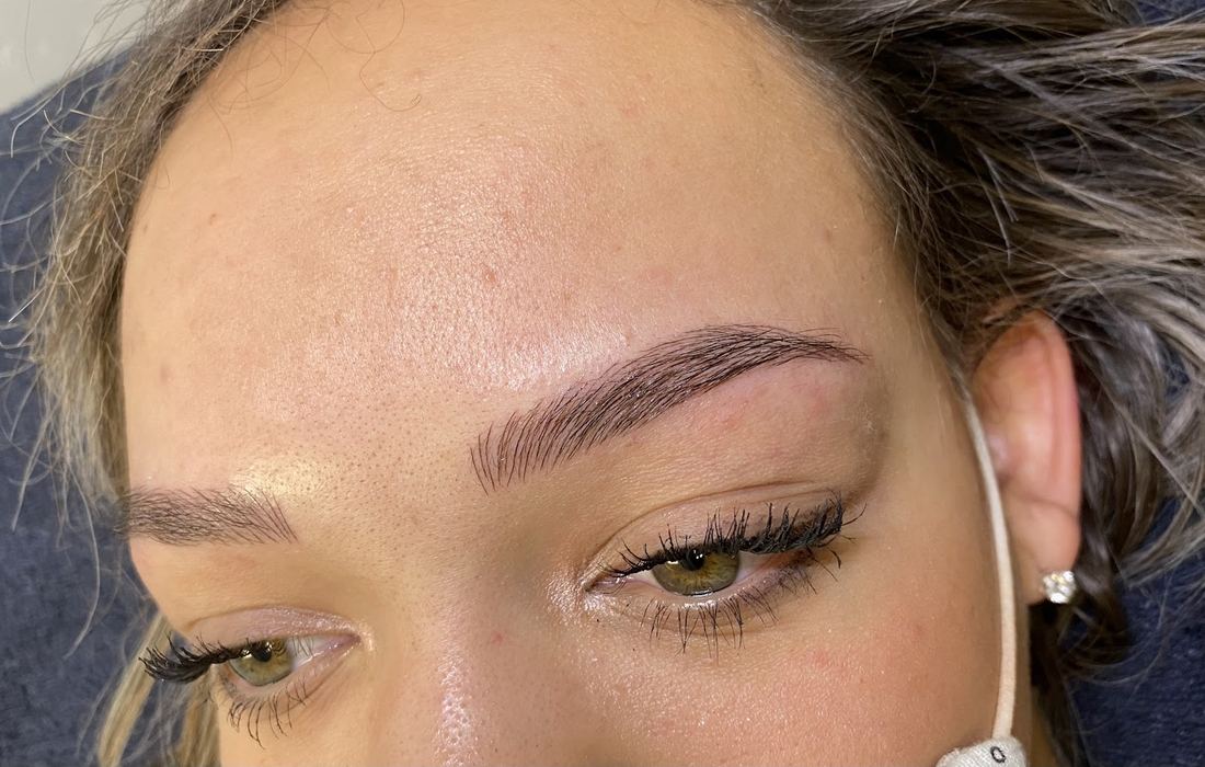 Close-up of feathered brows by Az Brow Gal