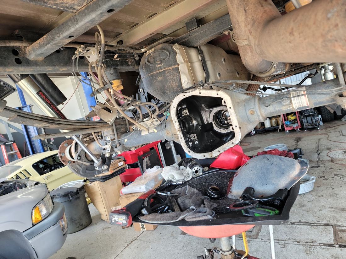 Rear axle and differential opened up for repair