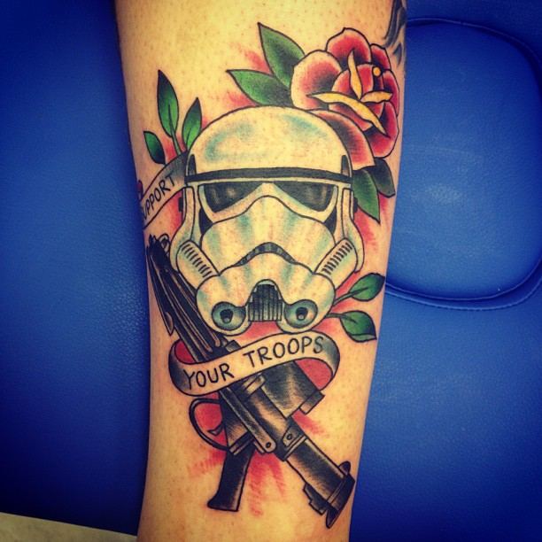 Stormtrooper helmet tattoo with red rose and banner
