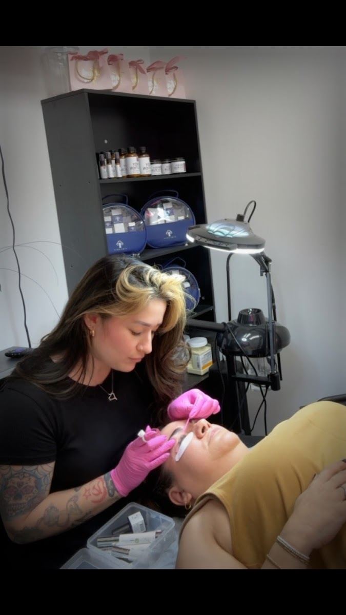 Brow service in progress inside the Oooh Nana studio